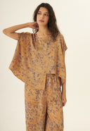 BLUSA LIZ SEDA IMPRESSAO BOTANICA CATUABA MACELA CLITORIA