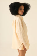 CAMISA CLARA CAMBRAIA DE LINHO AREIA