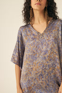 KAFTAN LISA SEDA IMPRESSÃO BOTANICA CLITORIA URUCUM CASCAS DE CEBOLA